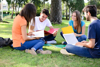 Newsletter - VBV-Ausbildner gibt Feedback in einer Versicherungsfallstudie