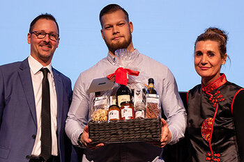 VBV-Versicherungsfachfrauen bei der Kundendatenanalyse